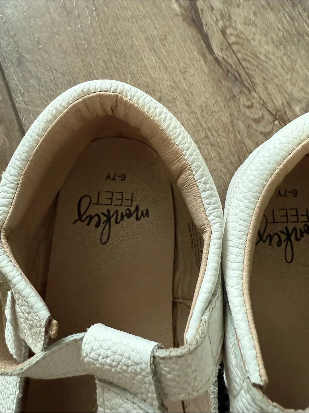 Girls White Monkey feet shoes